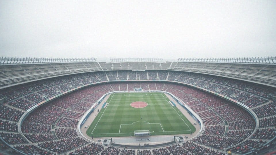 Jakie są plany dotyczące przyszłych finałów pomiędzy Barceloną a Realem Madrytem?
