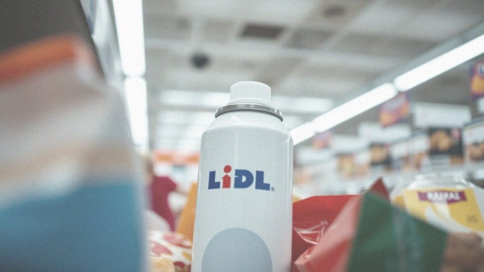 Jakie są ceny bitej śmietany w sprayu w Lidl?