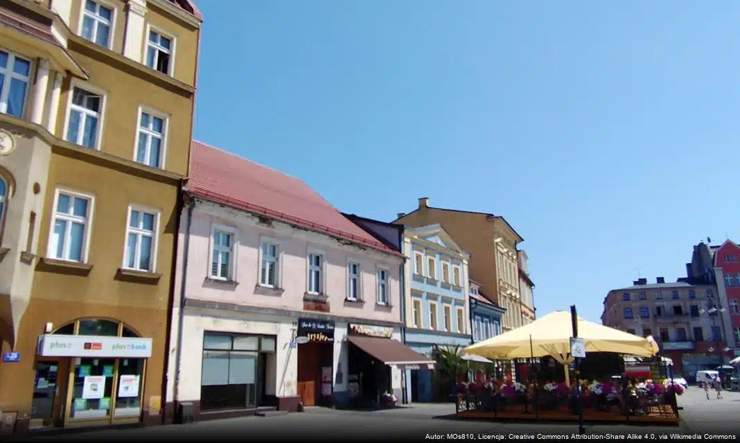 Spotkanie autorskie z Cezarym Harasimowiczem w Bibliotece Publicznej